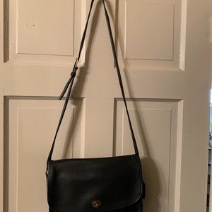 Vintage Coach City Bag in black leather